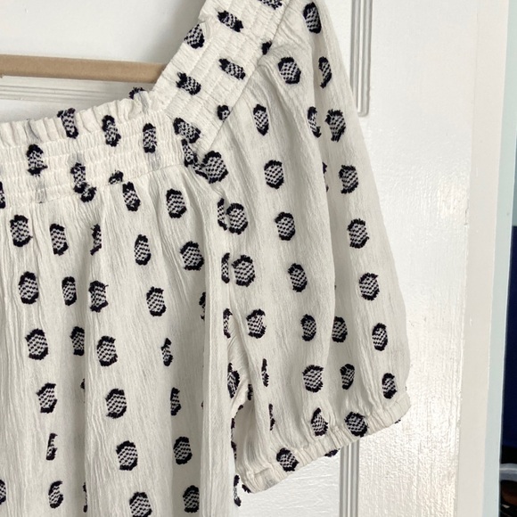 Loft White  and Black Patterned Women's Top - Picture 8 of 10